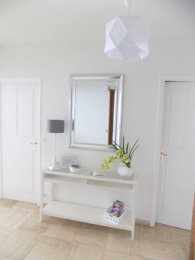Appartamento Escape To The French Riviera Villefranche-sur-Mer Esterno foto